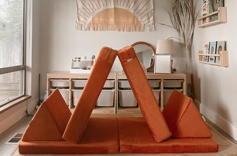 Couches - Cushy Couch