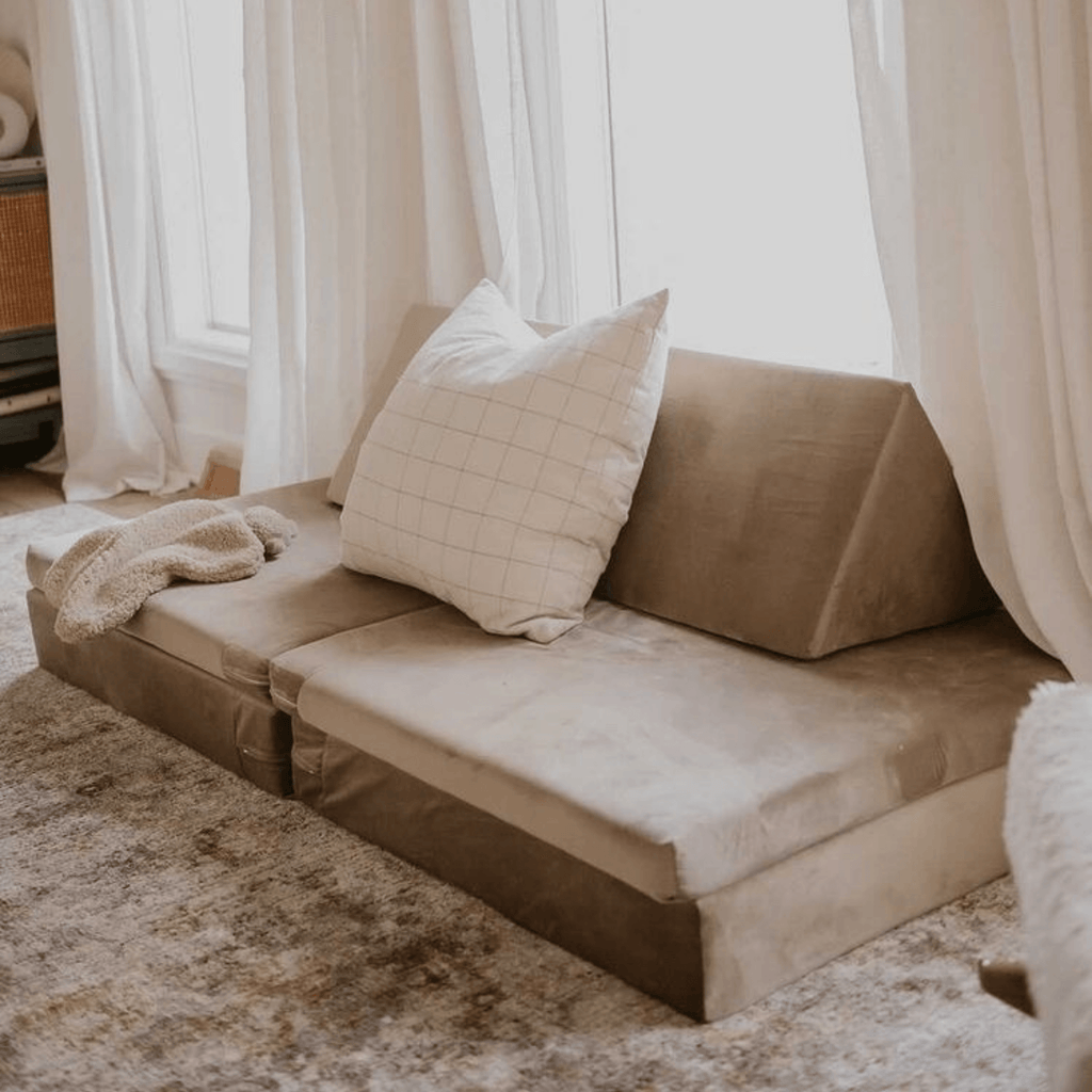 Cushy Couch - Cushy Couch