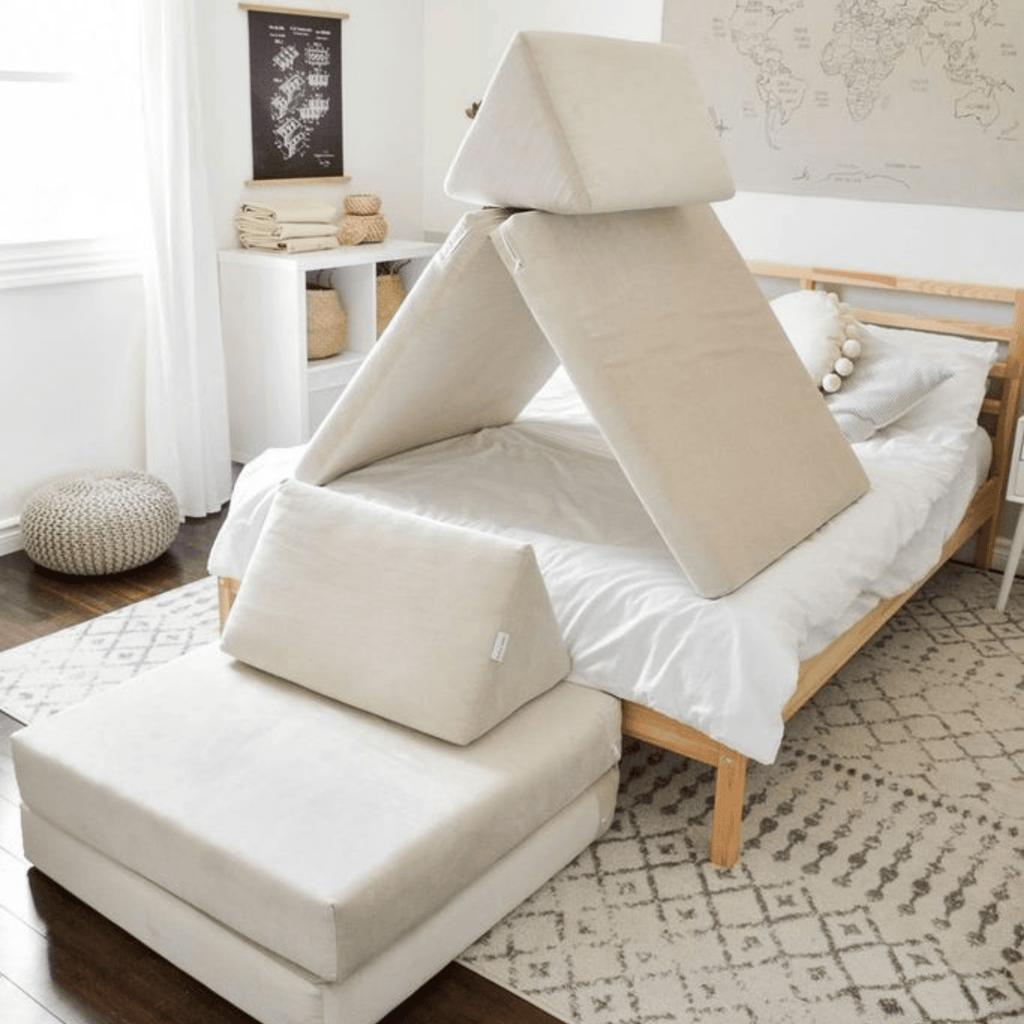 Cushy Couch - Cushy Couch