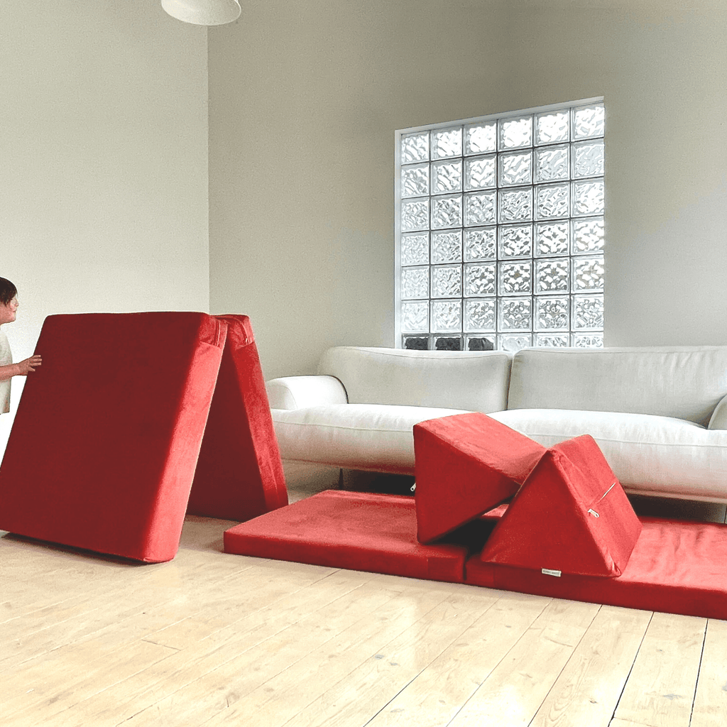 Cushy Couch - Cushy Couch