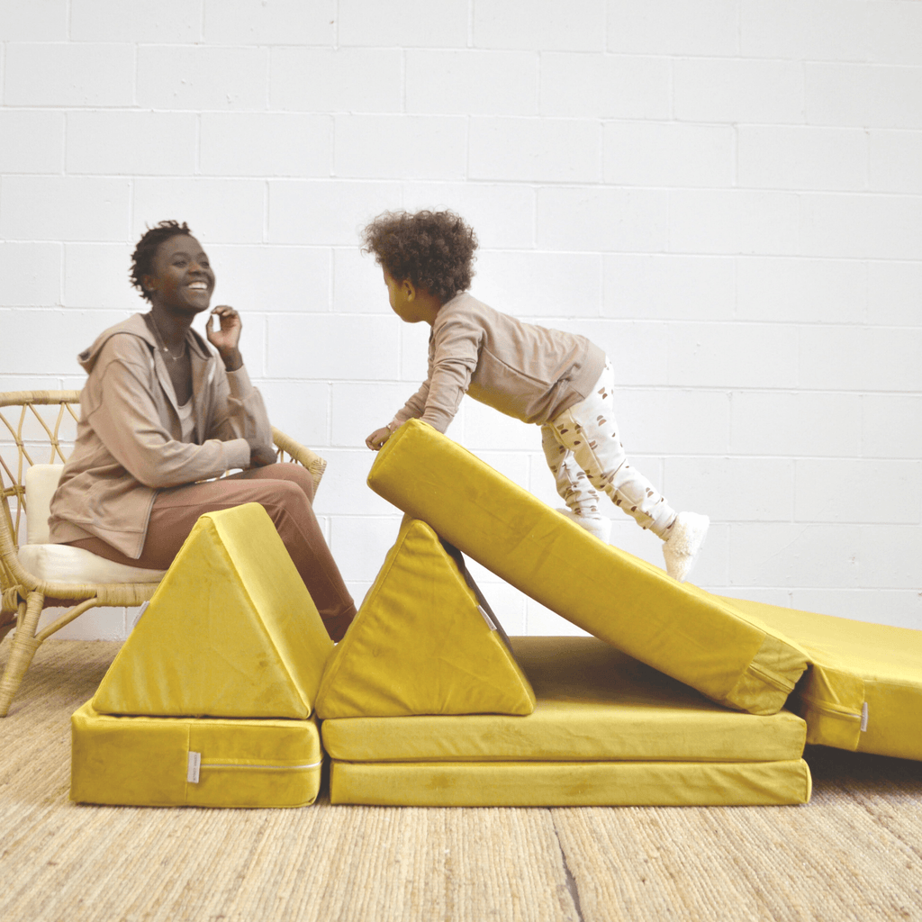 Cushy Couch - Cushy Couch